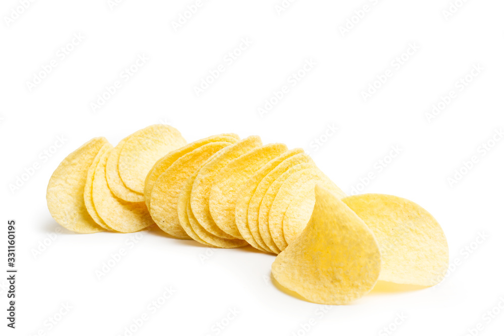 Patatas fritas sobre fondo blanco aislado. Vista de frente. Copy space Patatas fritas sobre fondo blanco aislado. Vista de frente. Copy space