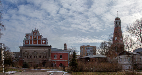 A walk along the Simonov Monastery in Moscow photo