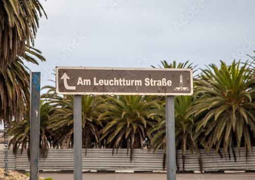 Foto German Street sign in the city of Swakopmund at the Atlantic Ocean in Namibia