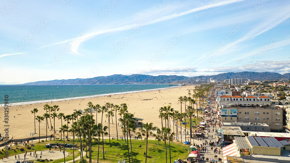 Obraz premium Aerial Photo of California Beach Town