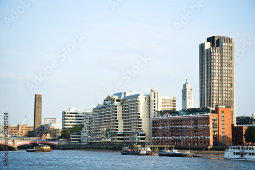 Londres, Reino Unido, Gran Bretaña, Inglaterra. November 23, 2009: Tamesis river photo