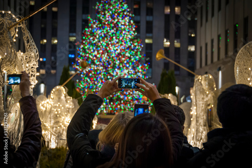 Valokuva Christmas tourists in New York