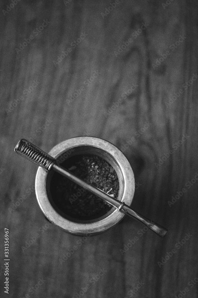 mate black and white