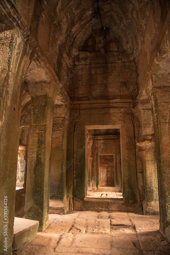 Amazing Angkor Wat, Cambodia - history and mystery