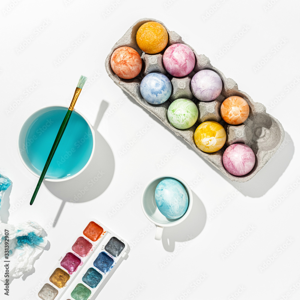 Happy Easter!. Painting Easter eggs. Happy Easter!. Painting Easter eggs.