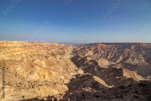 view through Canyon to the ocean along the coastal road to Salalah in Oman © Stefan