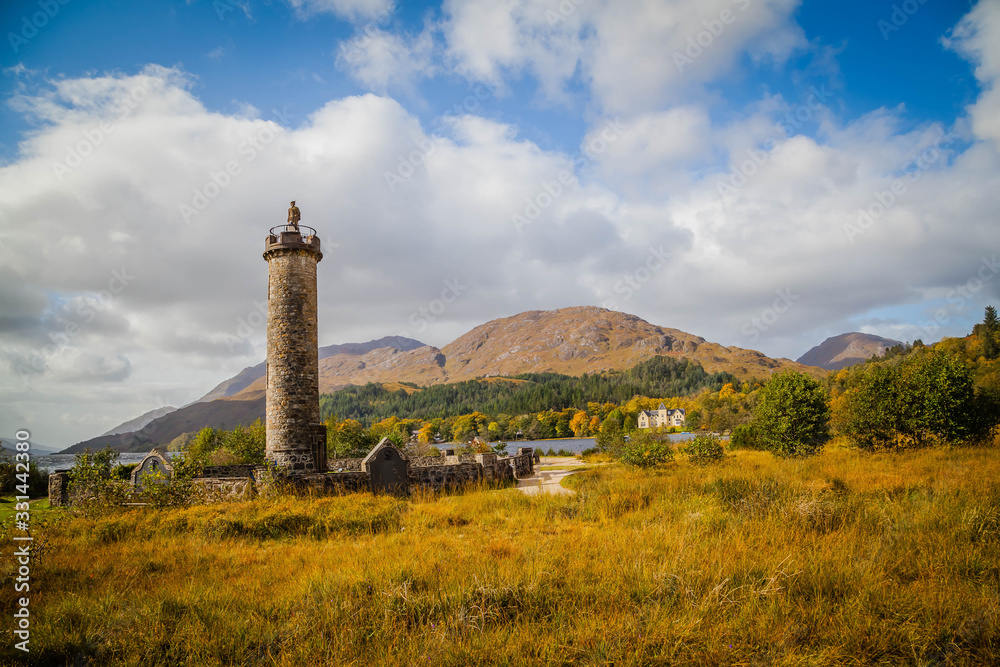 Glenfinnan monument at the shores of Loch Shiel