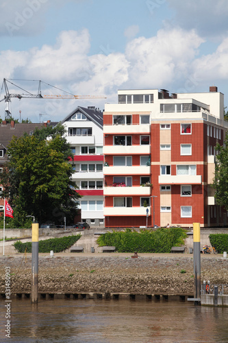 Moderne Wohnhäuser, Mehrfamilienhäuser an der Schlachte, Bremen, Deutschland, Europa