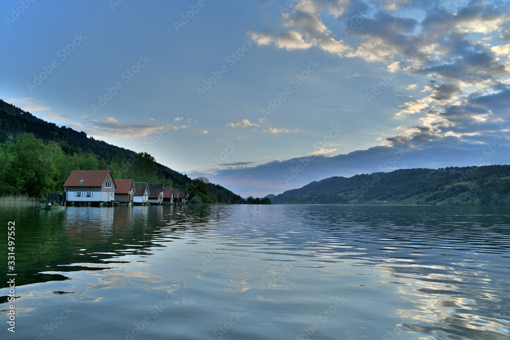 Der große Alpsee bei Immenstadt am Abend