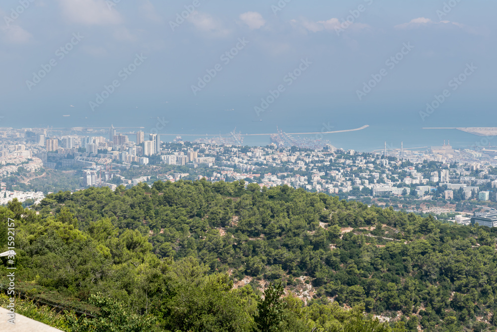 Fototapeta premium Haifa view from university observation deck