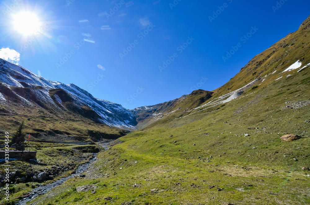 ステルヴィオ峠（イタリア　トレンティーノ＝アルト・アディジェ州／南チロル州、ロンバルディア州）
