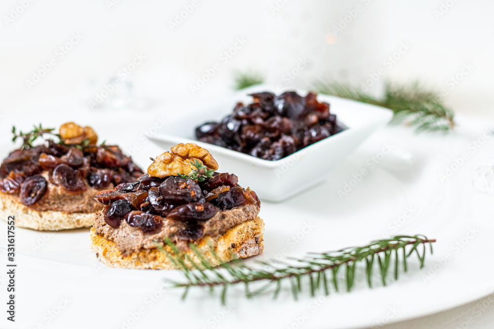 Vegetarian Paté with Lentils and Mushrooom Vegetarian Paté with Lentils and Mushrooom
