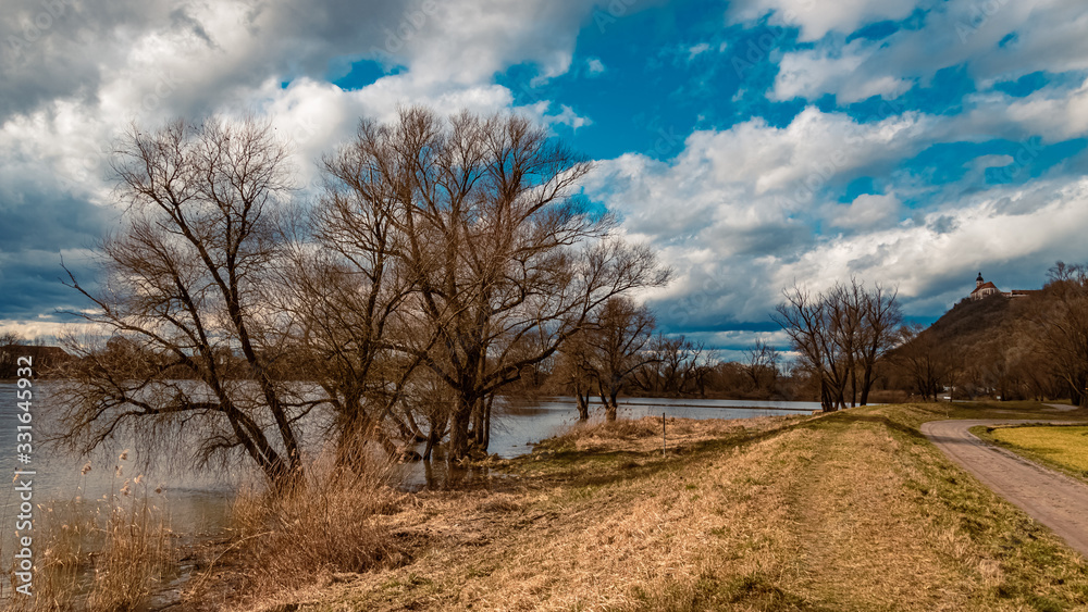 Fototapeta premium Beautiful winter view near Bogenberg, Bogen, Danube, Bavaria, Germany