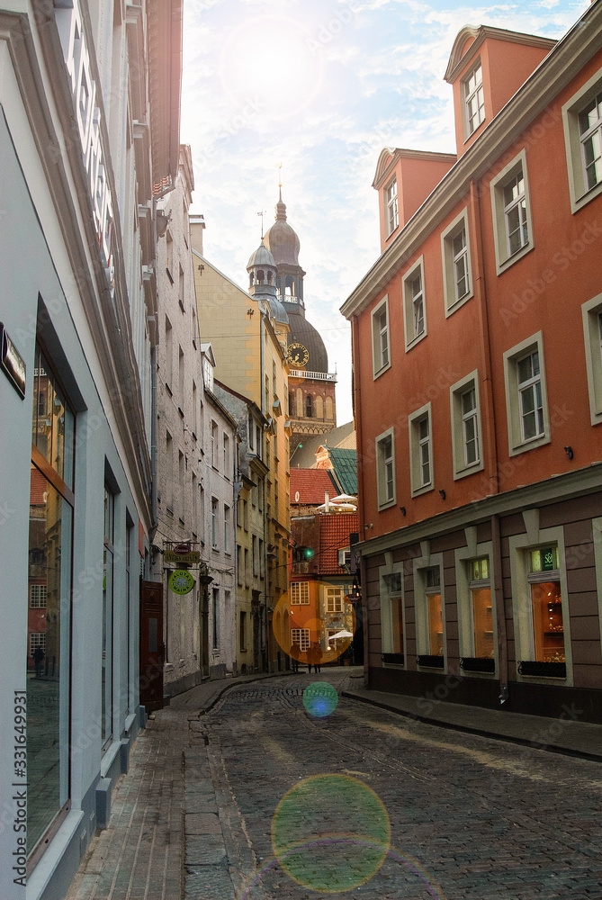 Walk along the old streets of Estonia, beautiful architecture.