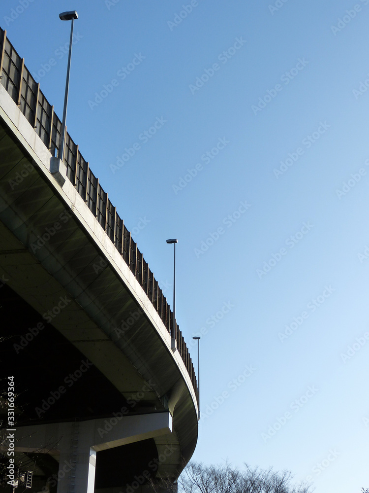 Fototapeta premium 道路と空 Road and sky