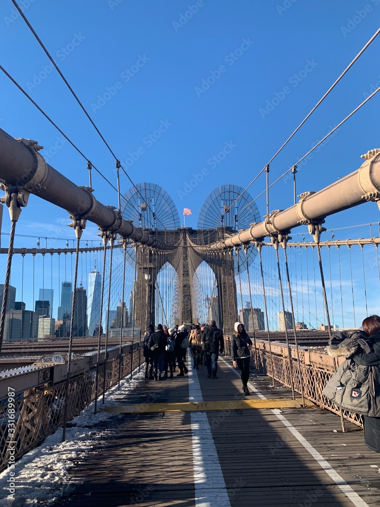 Fototapeta premium brooklyn bridge and new york city manhattan