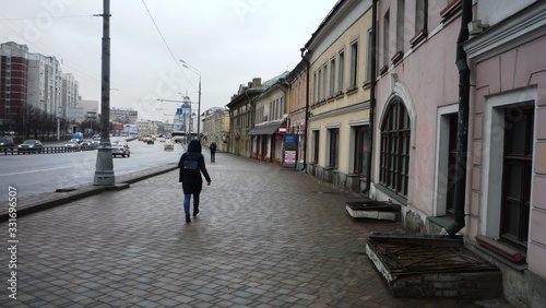 people walking in the city © Владимир Булахов