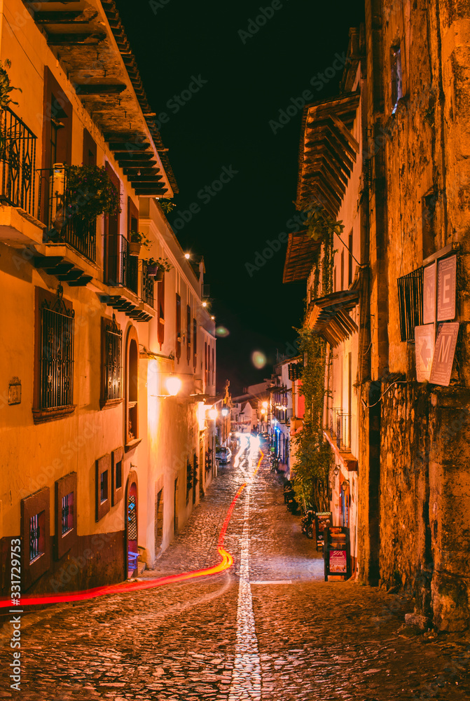 Noche en el Pueblo Mágico de Taxco