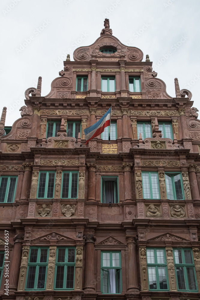 Heidelberg, Deutschland: Giebel Fassade der Alten Universität