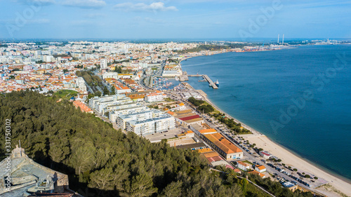 Konstfotografi Aerial view of the city of Setúbal, Portugal