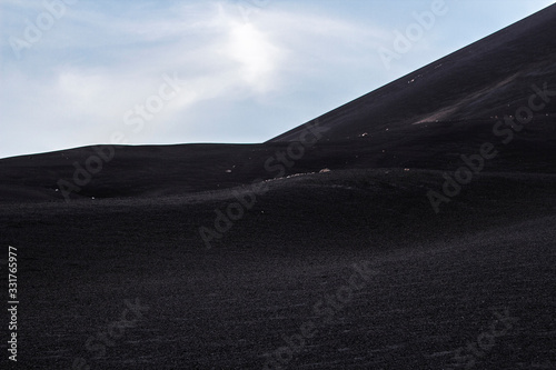Arena negra photo