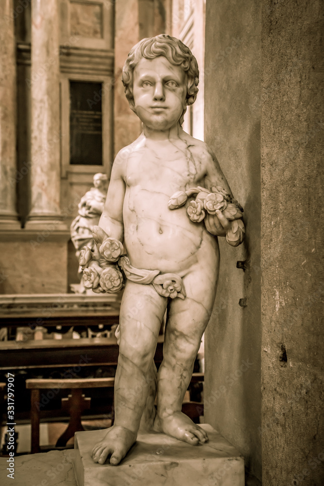 Obraz premium Interiors of the Church of Saint Anastasia in Verona, Veneto, Italy