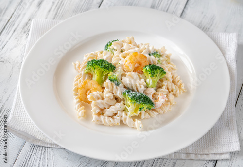 Fusilli with broccoli and shrimps