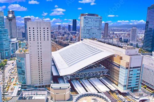 大阪府北区梅田にある大阪駅周辺の都市風景