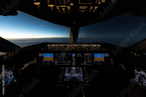 Sunset from the flightdeck of the Boeing 787