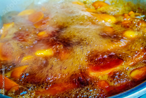 Taiwan Tai zhong 2006 :  Sweet Potato In The Boiling Bamboo Sugar 