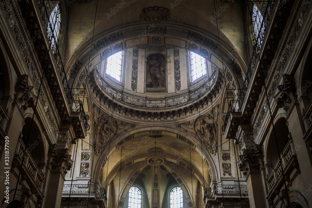 Inspiring architecture of the Saint Paul church - Paris, France