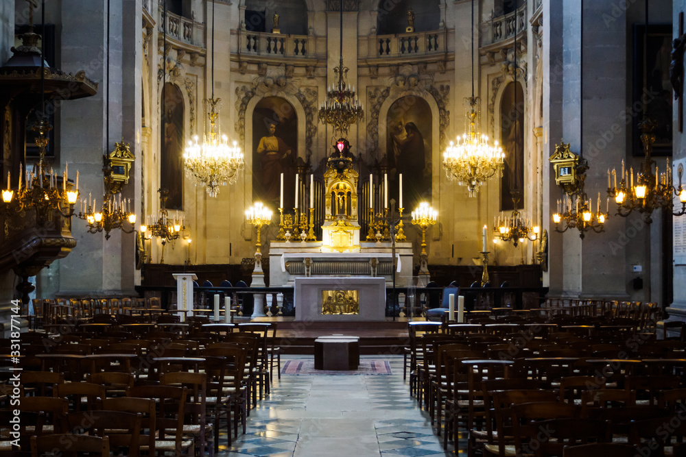 Altar of the Saint Paul church - Paris, France