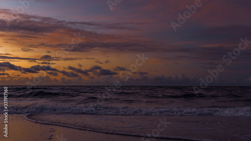 Morze po zachodzie słońca © spacer.z.aparatem 