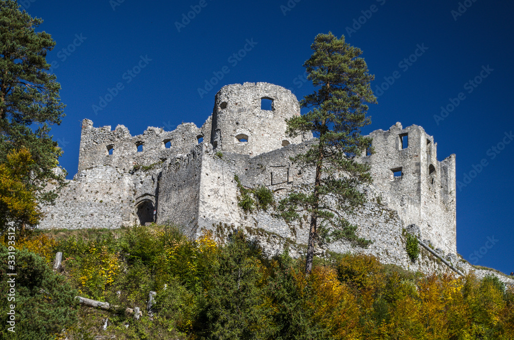 Obraz premium Burg Ehrenfeld