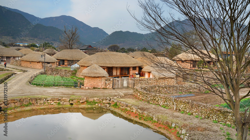 Naganeupseong Folk Village is located in Suncheon, Jeollanam-do, South Korea Naganeupseong Folk Village is located in Suncheon, Jeollanam-do, South Korea