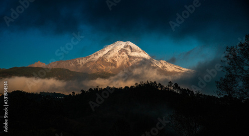 Amazing view of the Citlaltépetl or pico de Orizaba in mexico