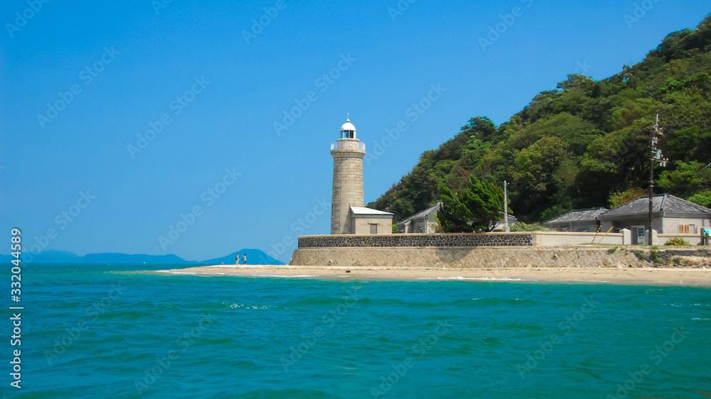 瀬戸内海クルーズ、船の上から男木島灯台
