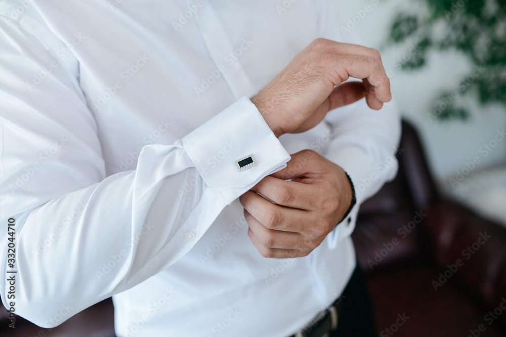 Obraz premium Businessman preparing for business meeting