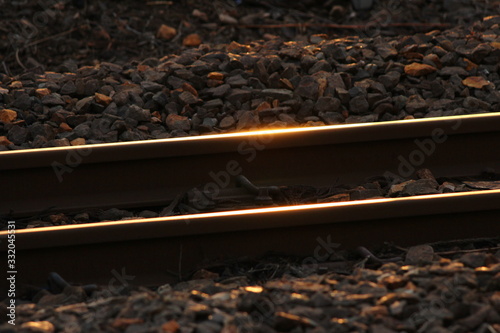 Wallpaper Mural 線路　夕暮れ Torontodigital.ca