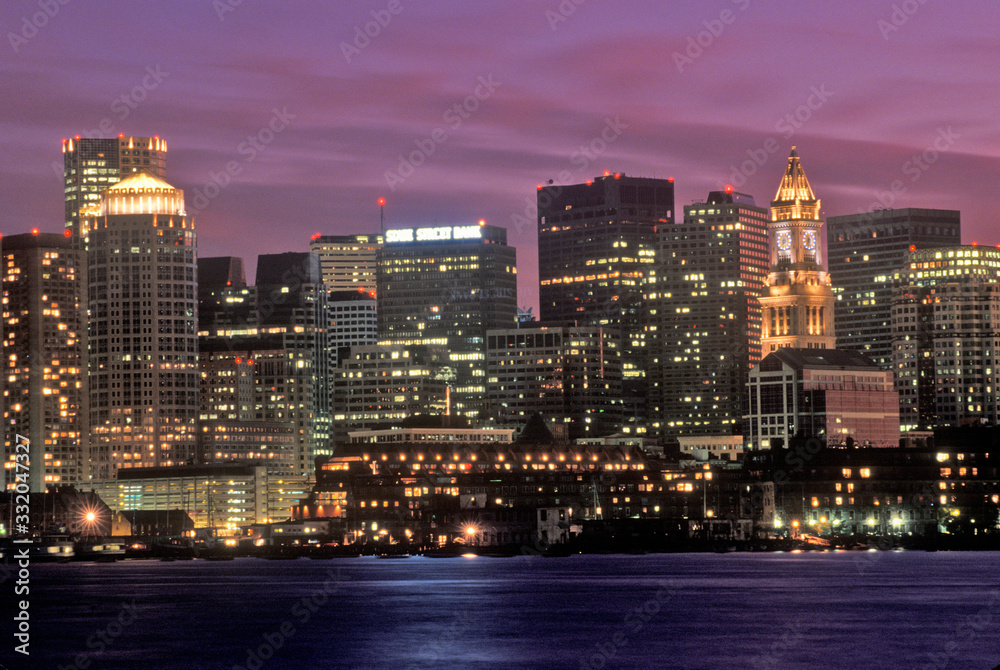 Fototapeta premium Skyline At Night, Boston, Massachusetts