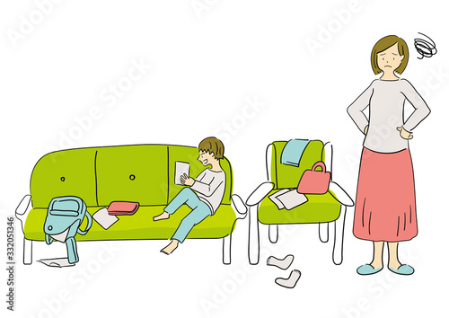 部屋を散らかす息子に困る母親
