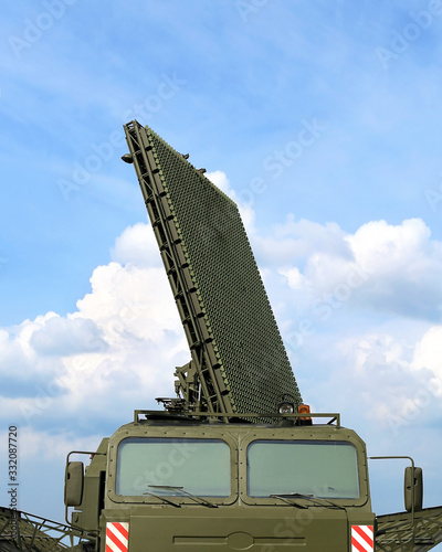 Military phased array antenna