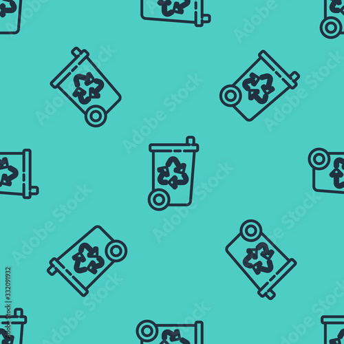 Black line Recycle bin with recycle symbol icon isolated seamless pattern on green background. Trash can icon. Garbage bin sign. Recycle basket sign. Vector Illustration