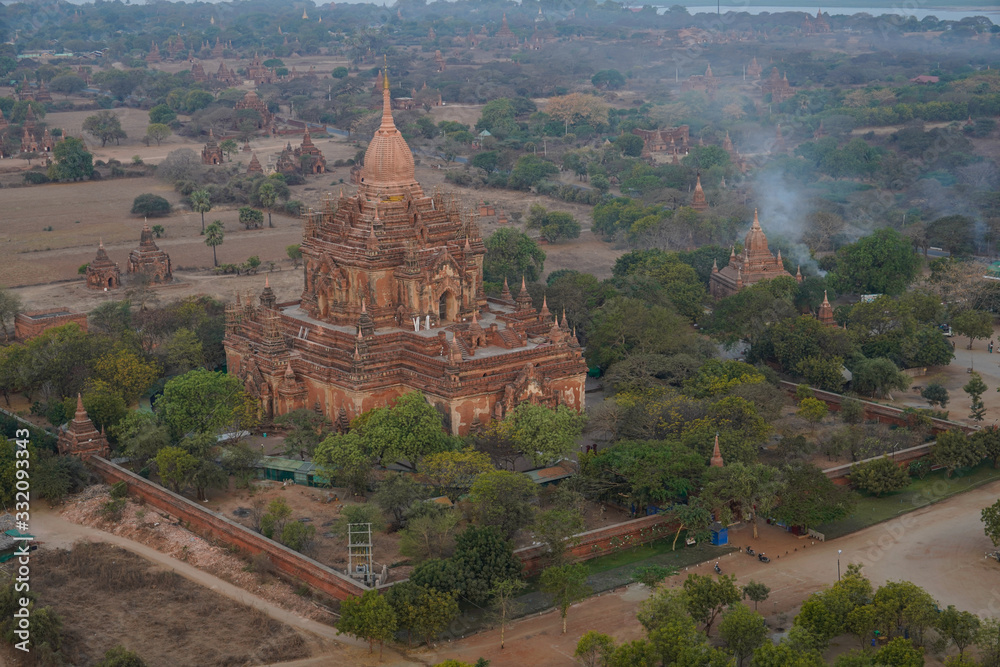 Vista dall'alto templi e paesaggi Birmani