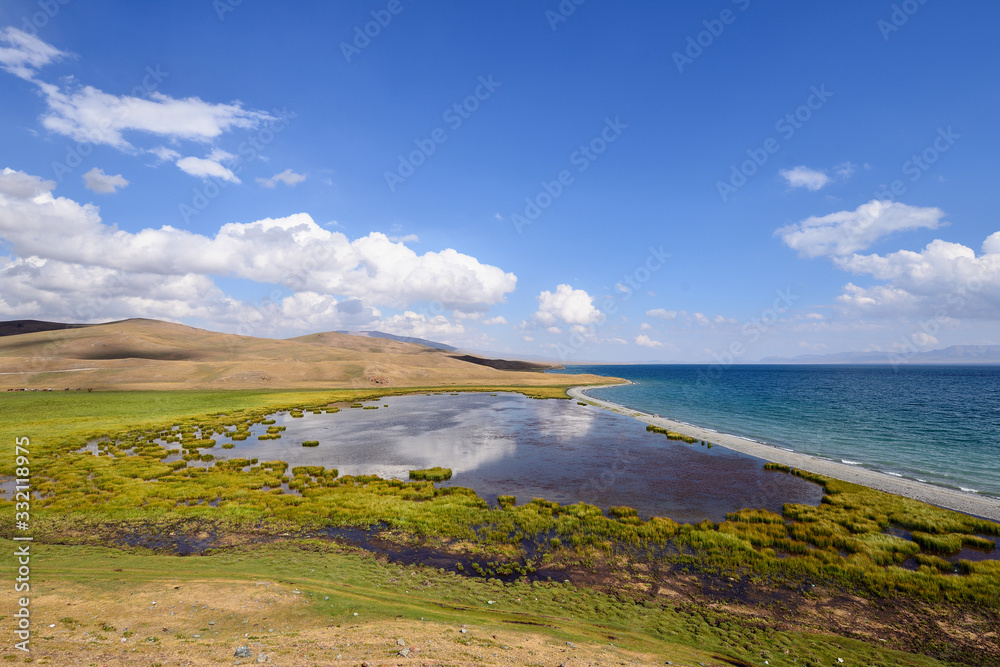 Kyrgyzstan, alpine Song Kol lake