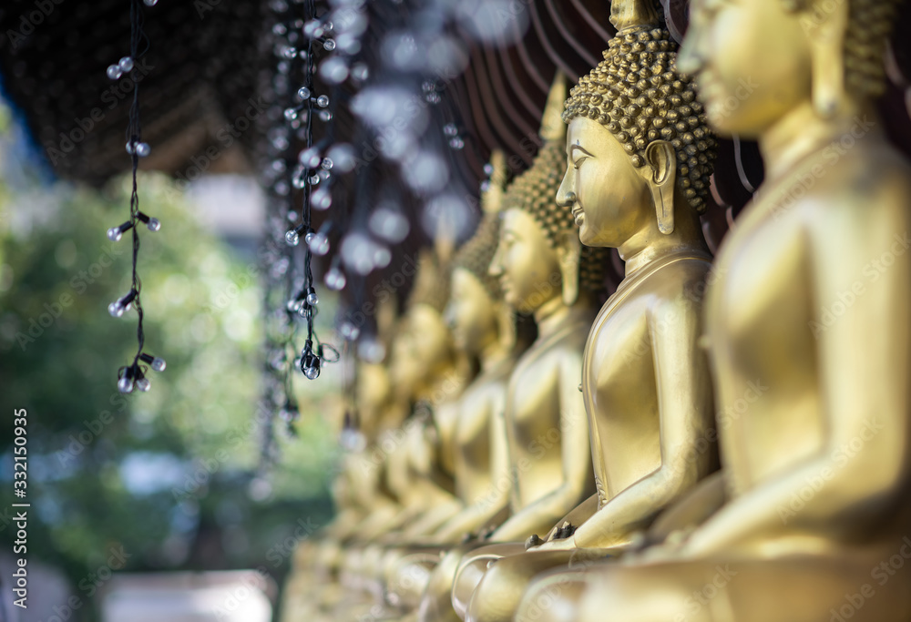 Fototapeta premium Gangaramaya Seema Malaka temple in Colombo, Sri Lanka.