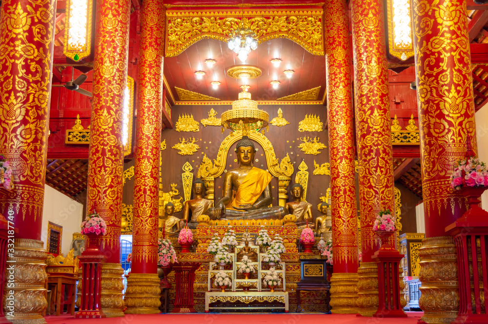 The Phra Jao Lan Thong Buddha statue.was built in B.E. 2039 (524 years ago) of Marichai Material, Enriched with gilding Lap size, 3 cubits wide, 2 creep, Lanna art period Lampang .