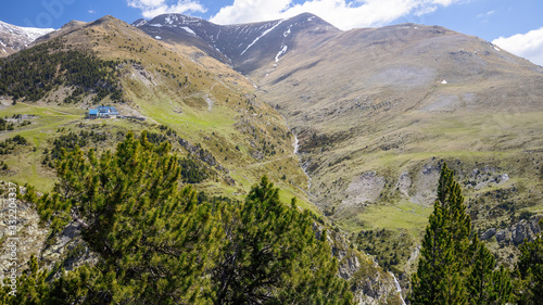 Fototapeta Naklejka Na Ścianę i Meble -  Beautiful Pyrenees mountain landscape from Spain, Catalonia. Valley Nuria