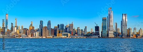 Midtown Manhattan skyline with the Hudson river