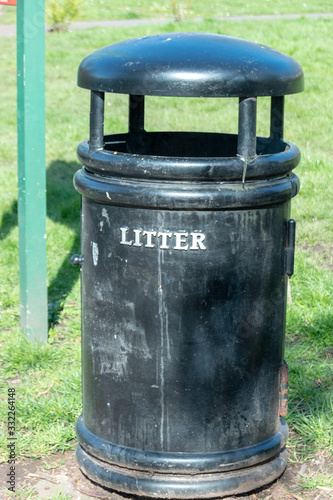 litter bin